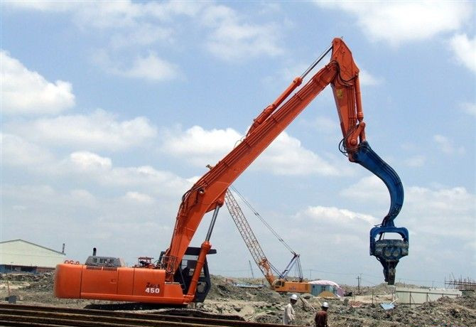 挖掘機打樁臂、打樁臂、打樁錘、挖掘機打樁臂廠家